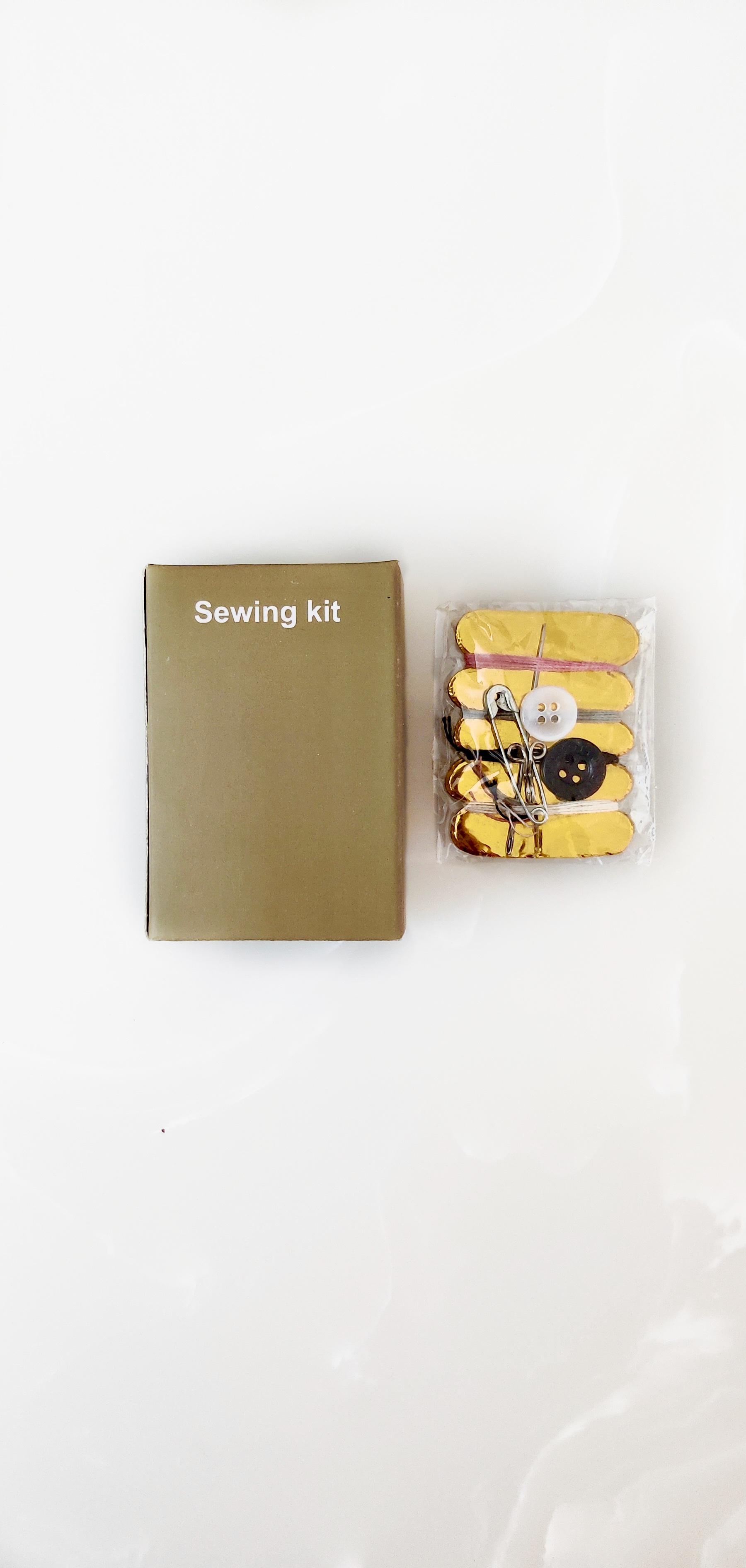 Sewing Kit in Box Pack